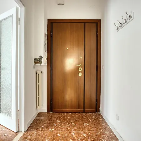 Apartment Charme In Balduina - Near St Peter Rome